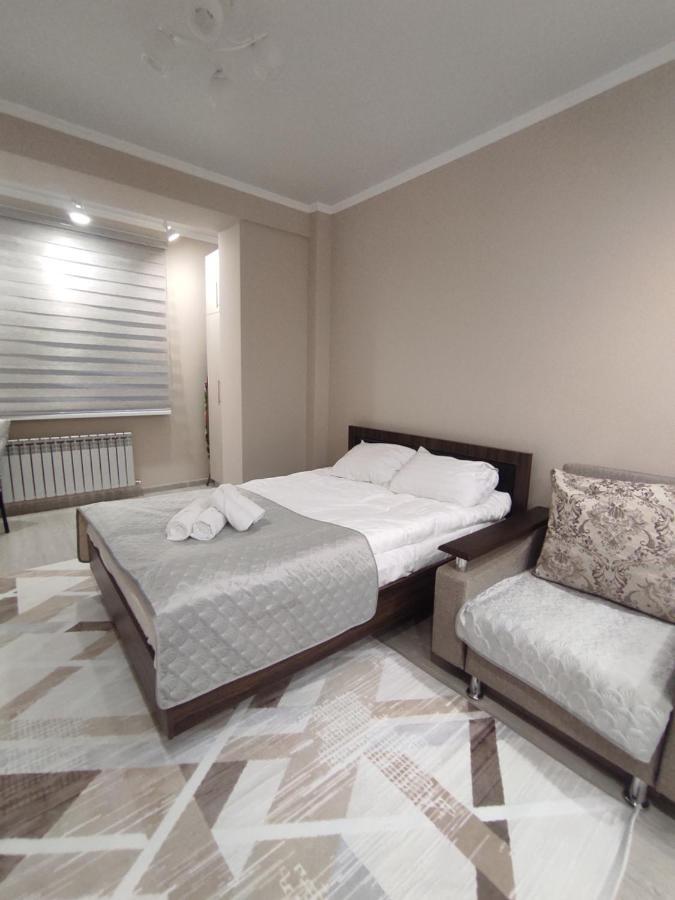 Уютная Квартира-Студия Жк Lotus Terrace Apartment Almaty Bagian luar foto