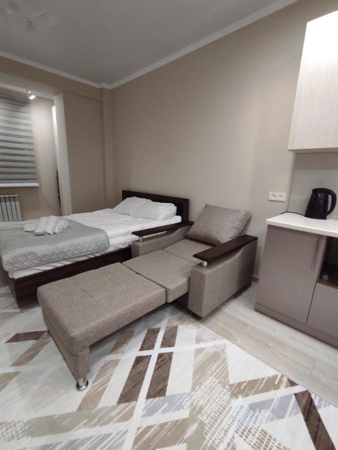 Уютная Квартира-Студия Жк Lotus Terrace Apartment Almaty Bagian luar foto